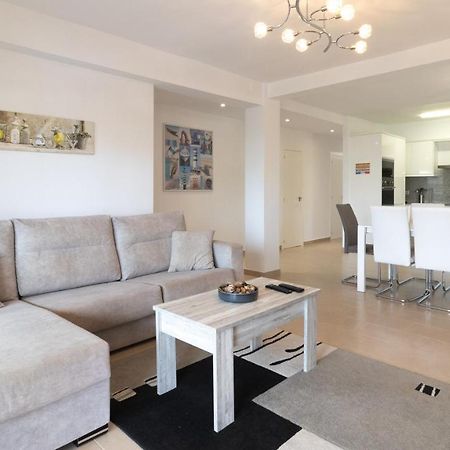 Modern 2 Bedroom Apartment 100 M From The Beach Хавеа Экстерьер фото